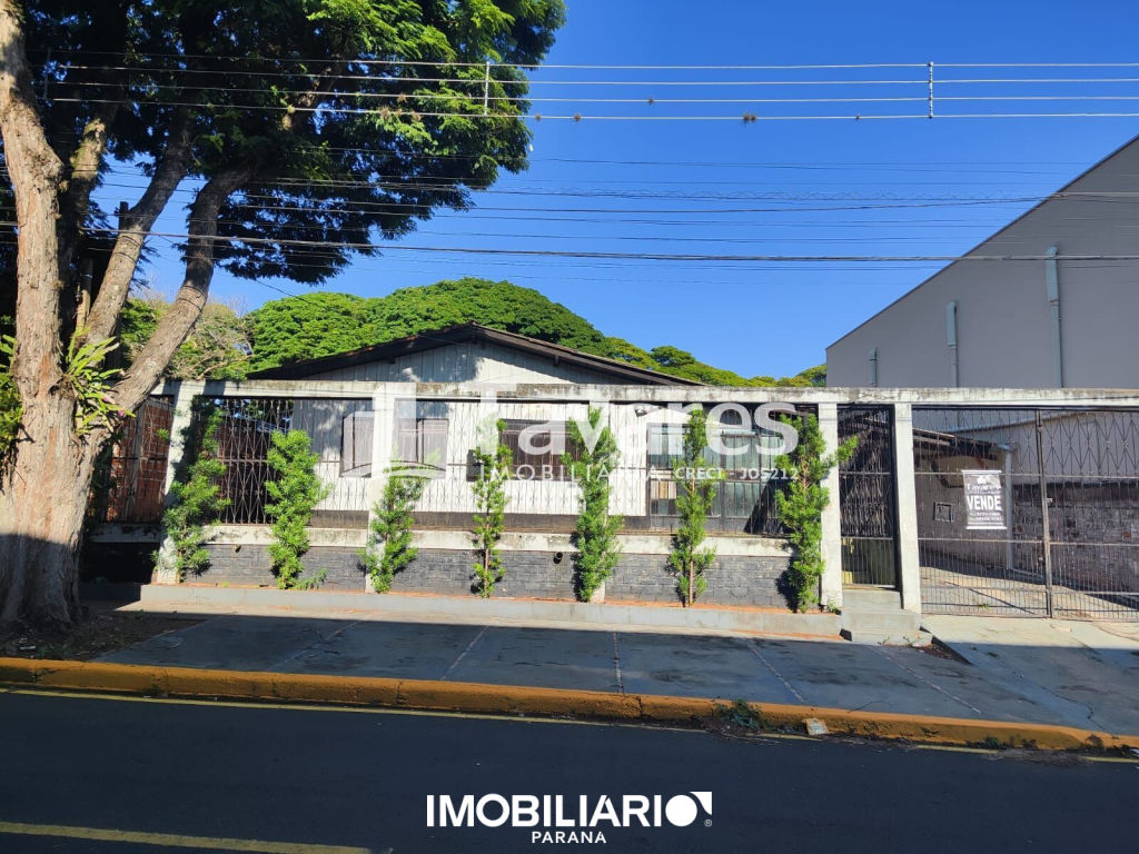 Residência para  Venda em Umuarama pela Tavares