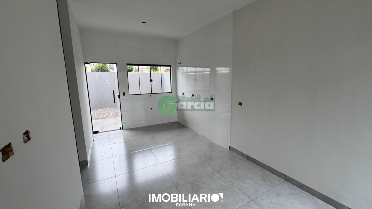 Residência para  Venda em Umuarama pela Garcia Imóveis