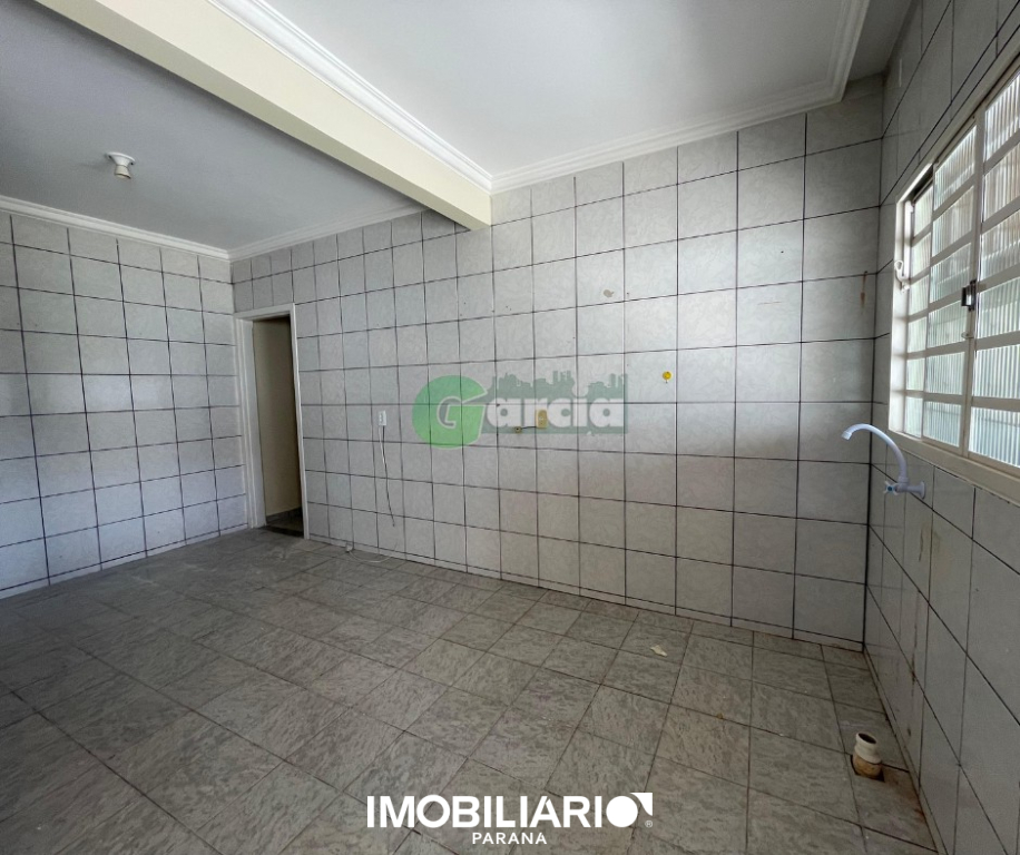 Residência para  Venda em Umuarama pela Garcia Imóveis