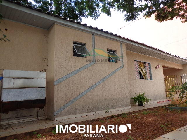 1 SUÍTE MAIS 2 QUARTOS