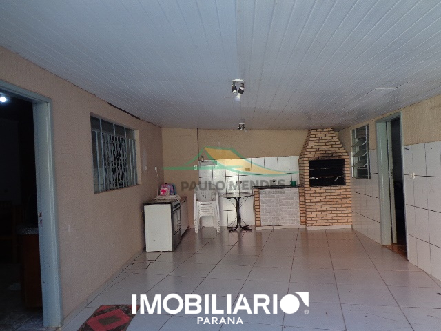 1 SUÍTE MAIS 2 QUARTOS