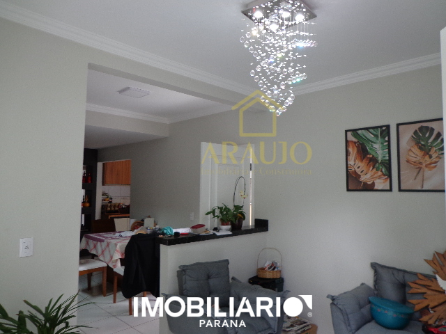 Sobrado para  Venda em Umuarama pela Araujo