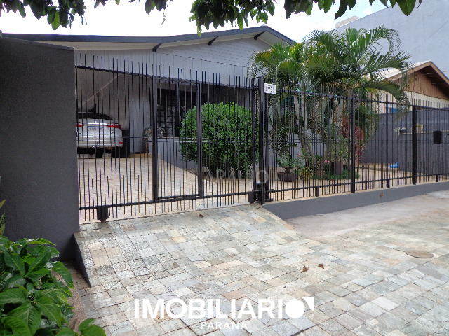 Residência para  Venda em Umuarama pela Araujo