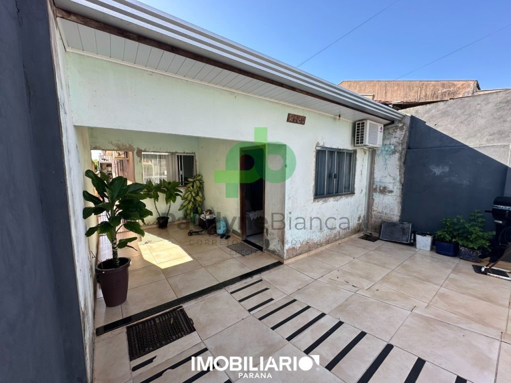 Residência para  Venda em Umuarama pela Paullyne Bianca corretora de imóveis