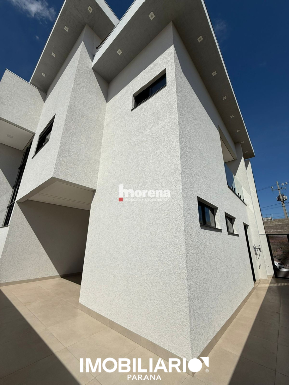 Sobrado para  Venda em Umuarama pela Morena imobiliária e construtora