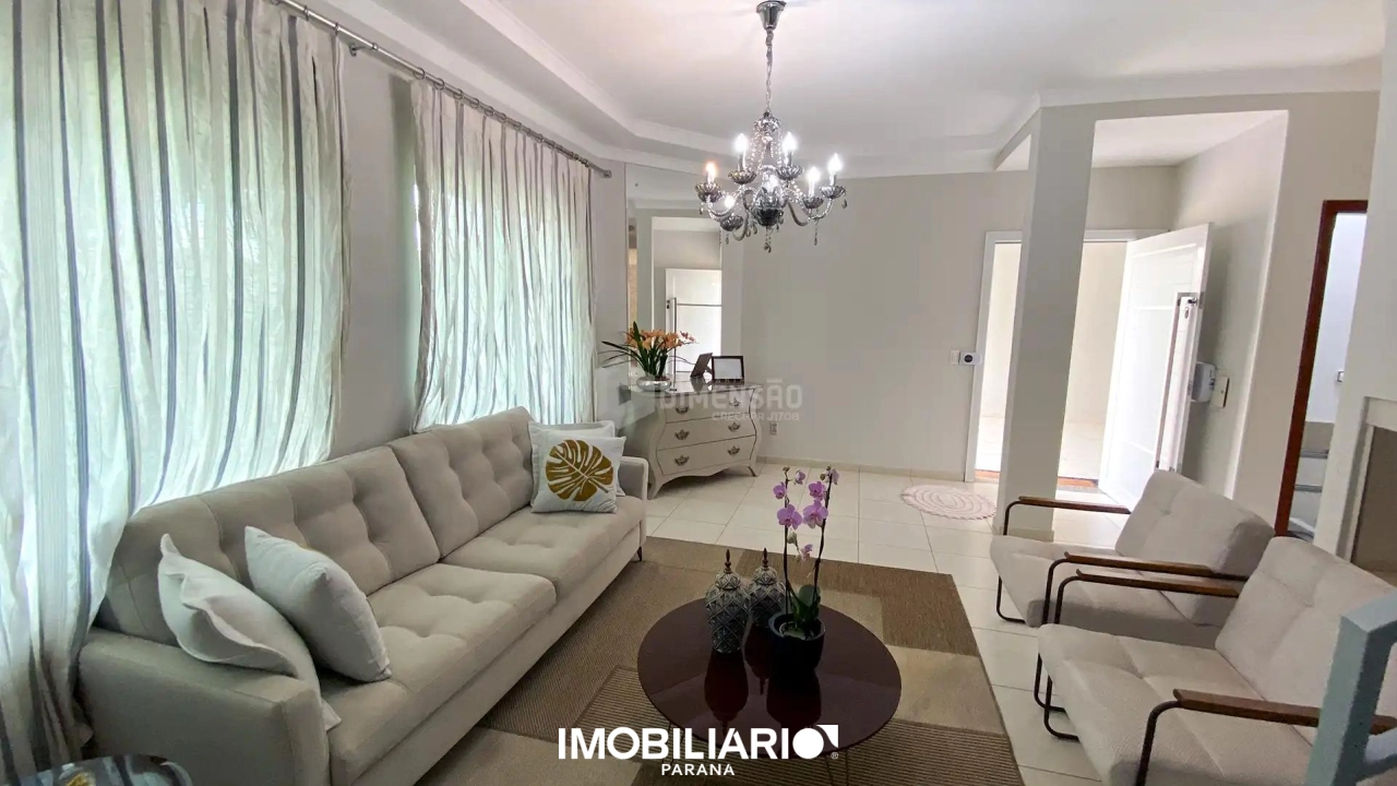 Sobrado para  Venda em Umuarama pela Dimensão