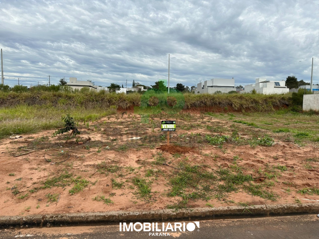 Terreno para  Venda em Umuarama pela Paullyne Bianca corretora de imóveis