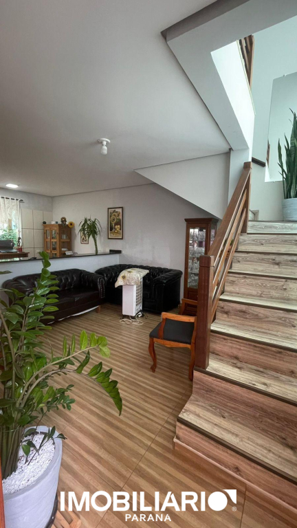 Sobrado para  Venda em Campo Mourão pela Casa fácil