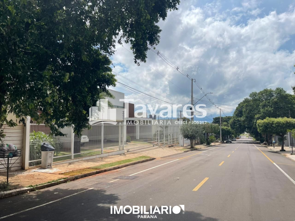 Terreno para  Venda em Umuarama pela Tavares