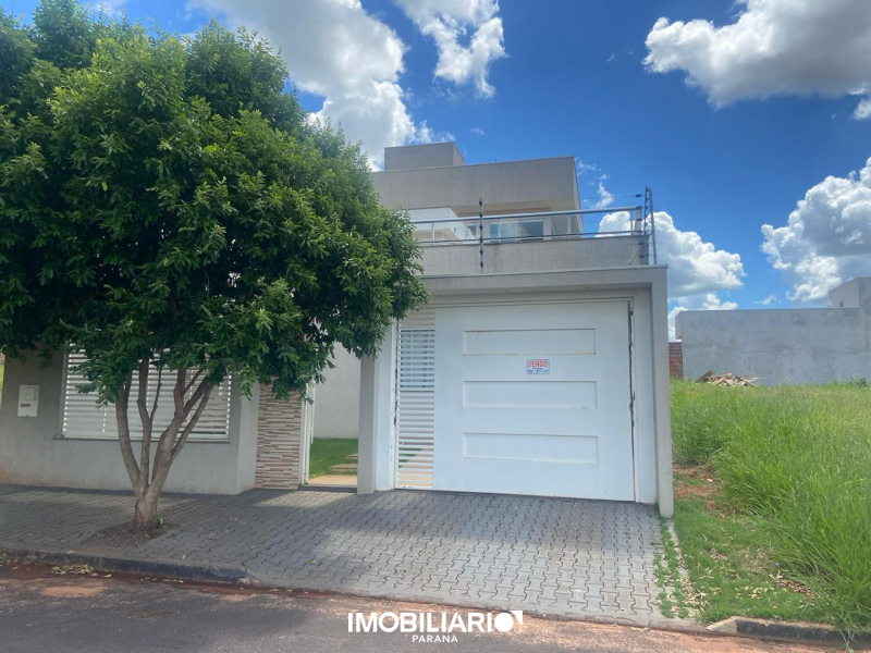 Sobrado para  Venda em Umuarama pela Elisia Neves