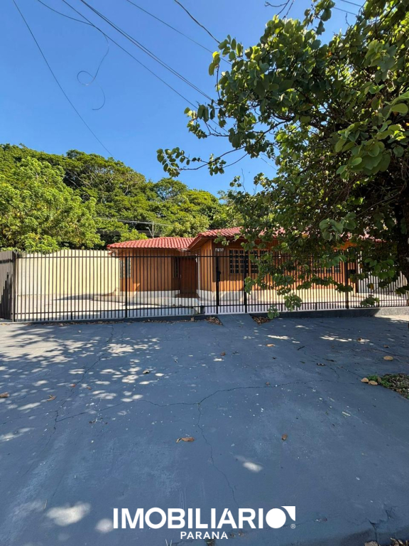 Residência para  Alugar em Umuarama pela Caetano & Otávio