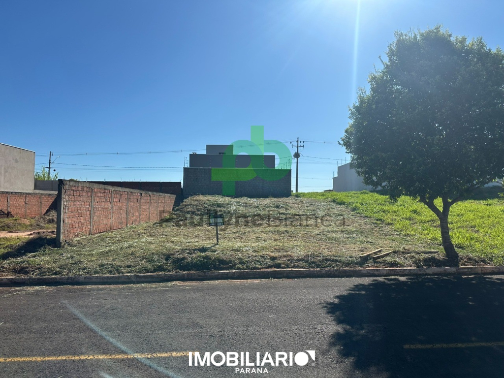 Terreno para  Venda em Umuarama pela Paullyne Bianca corretora de imóveis