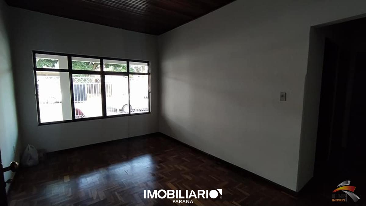 Residência para  Alugar em Umuarama pela Aldemir Imóveis