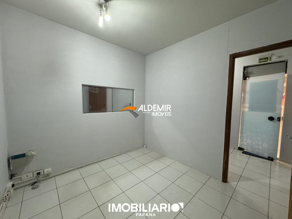 Loja Comercial para  Alugar em Umuarama pela Aldemir Imóveis