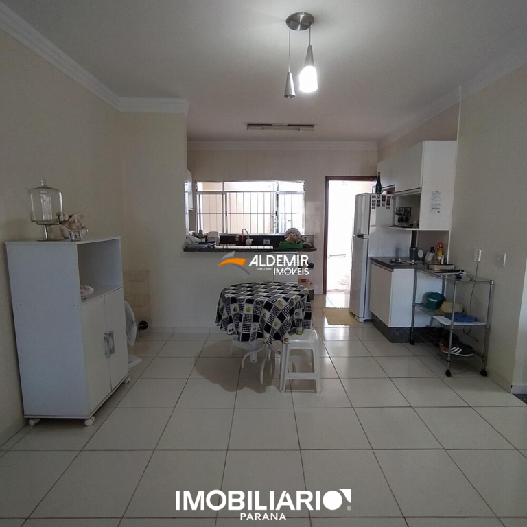 Residência para  Venda em Umuarama pela Aldemir Imóveis