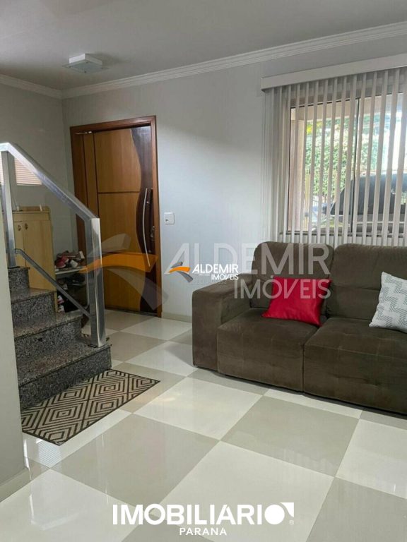 Sobrado para  Venda em Umuarama pela Aldemir Imóveis