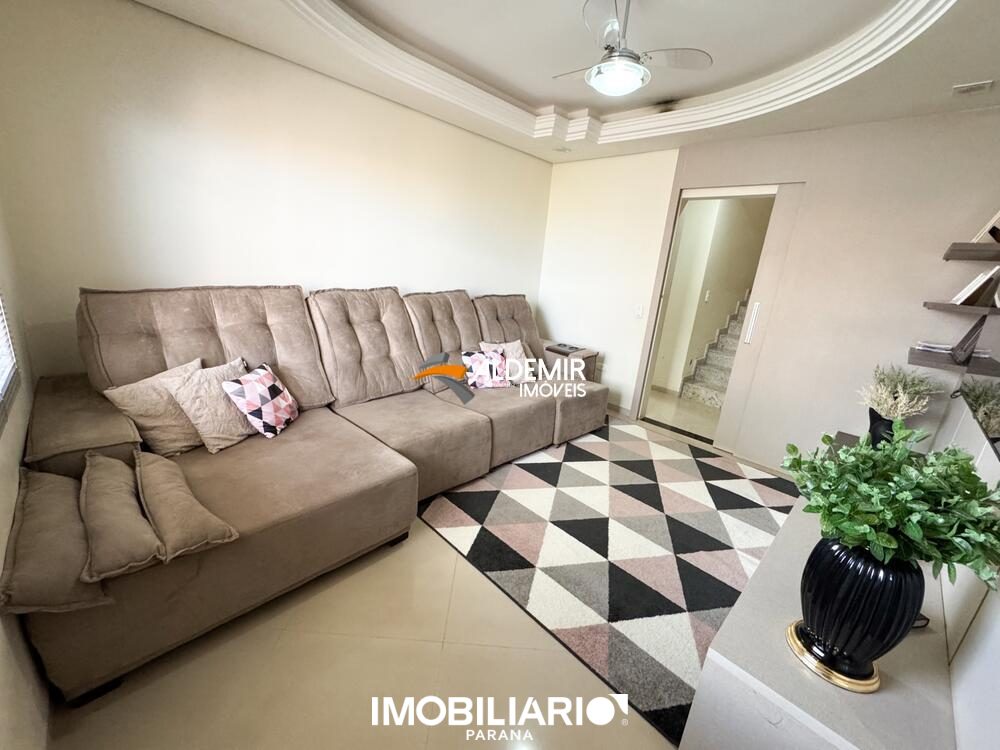 Sobrado para  Venda em Umuarama pela Aldemir Imóveis