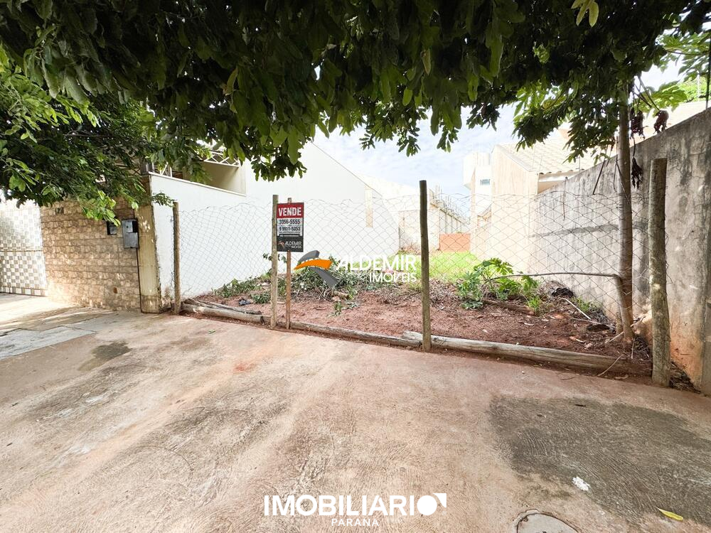 Terreno para  Venda em Umuarama pela Aldemir Imóveis
