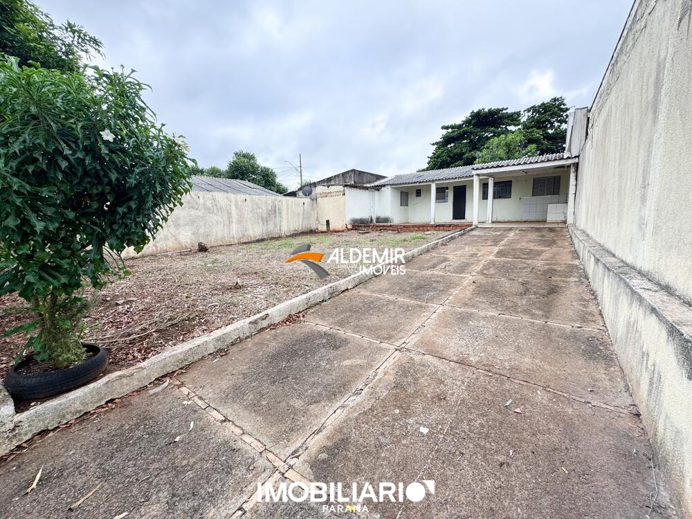 Residência para  Alugar em Umuarama pela Aldemir Imóveis