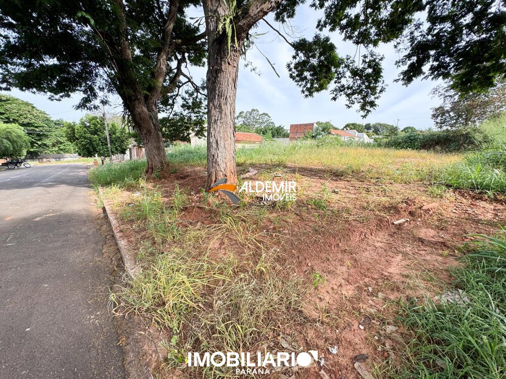 Terreno para  Venda em Umuarama pela Aldemir Imóveis