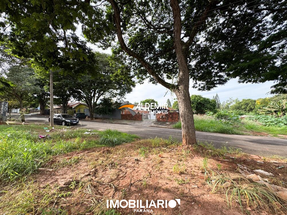 Terreno para  Venda em Umuarama pela Aldemir Imóveis