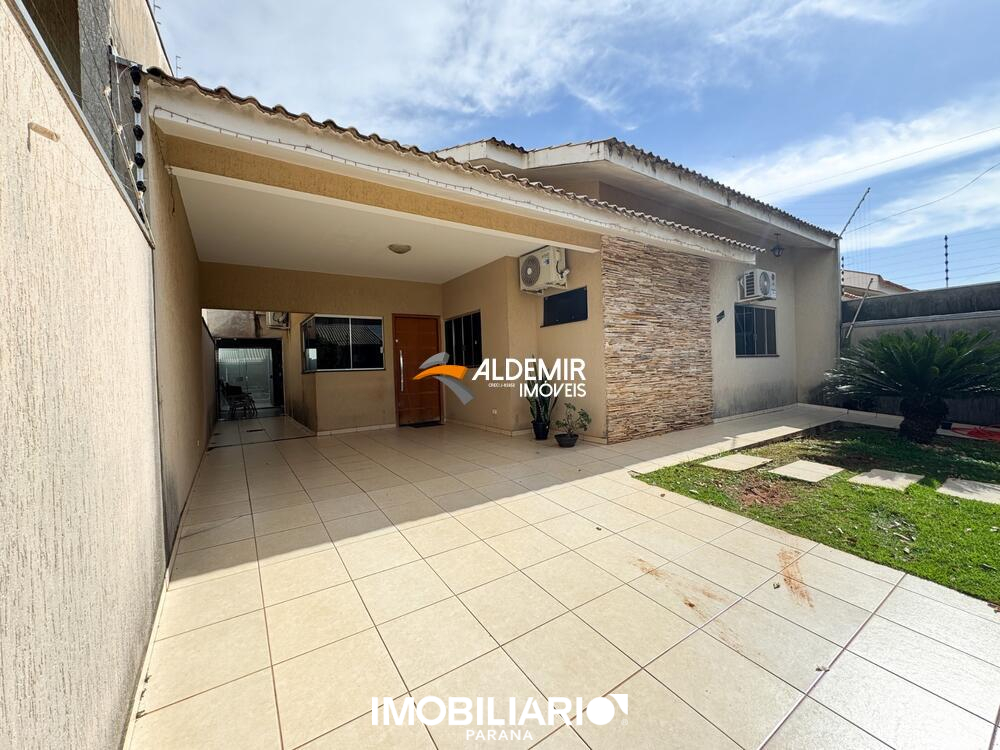 Residência para  Venda em Umuarama pela Aldemir Imóveis