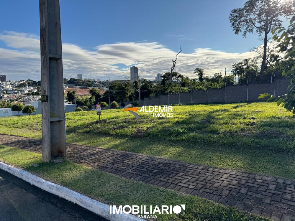 Terreno para  Venda em Umuarama pela Aldemir Imóveis