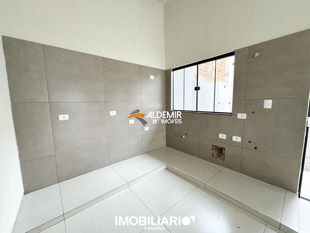 Residência para  Venda em Umuarama pela Aldemir Imóveis