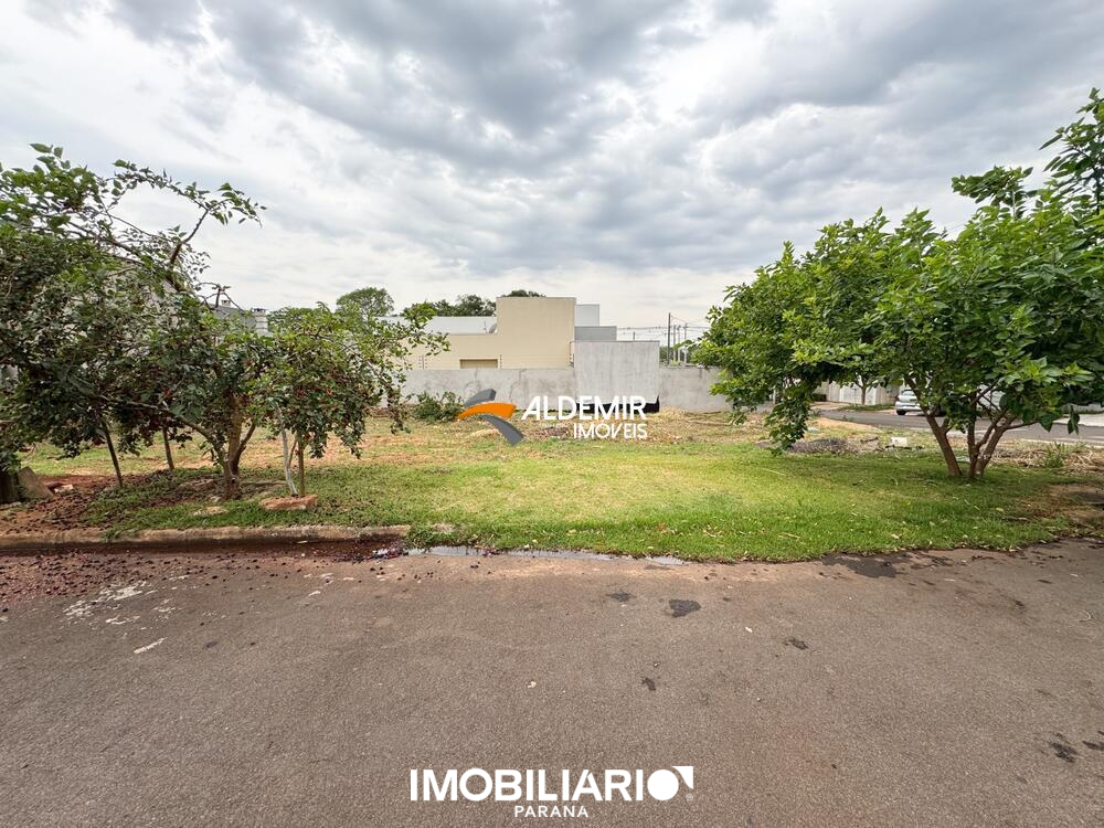 Terreno para  Venda em Umuarama pela Aldemir Imóveis