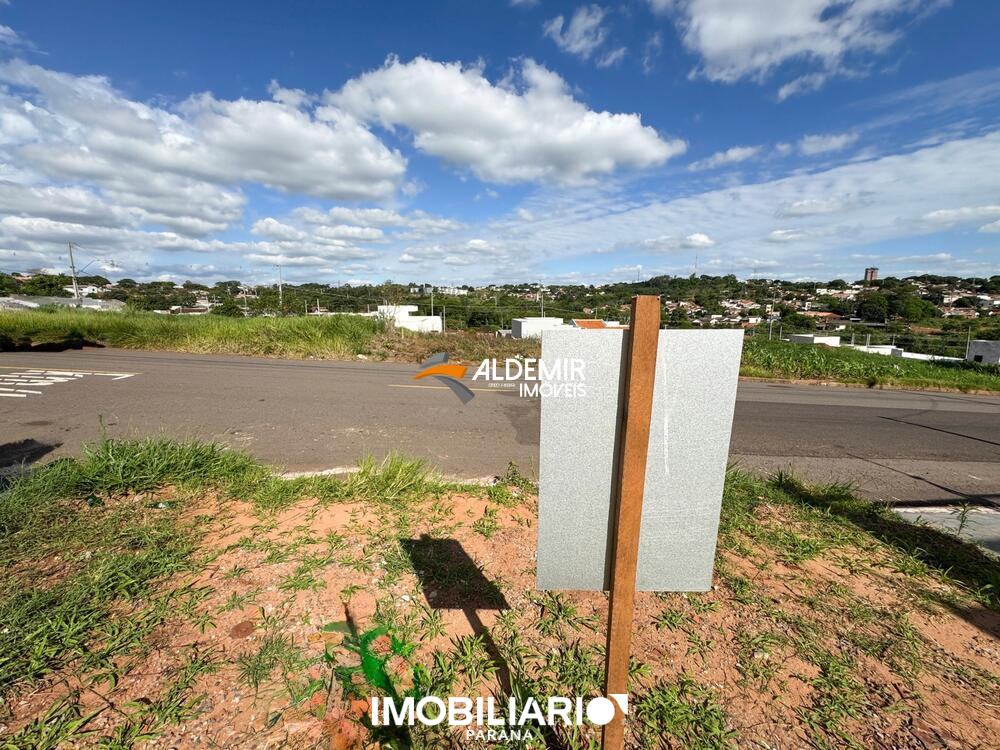 Terreno para  Venda em Umuarama pela Aldemir Imóveis