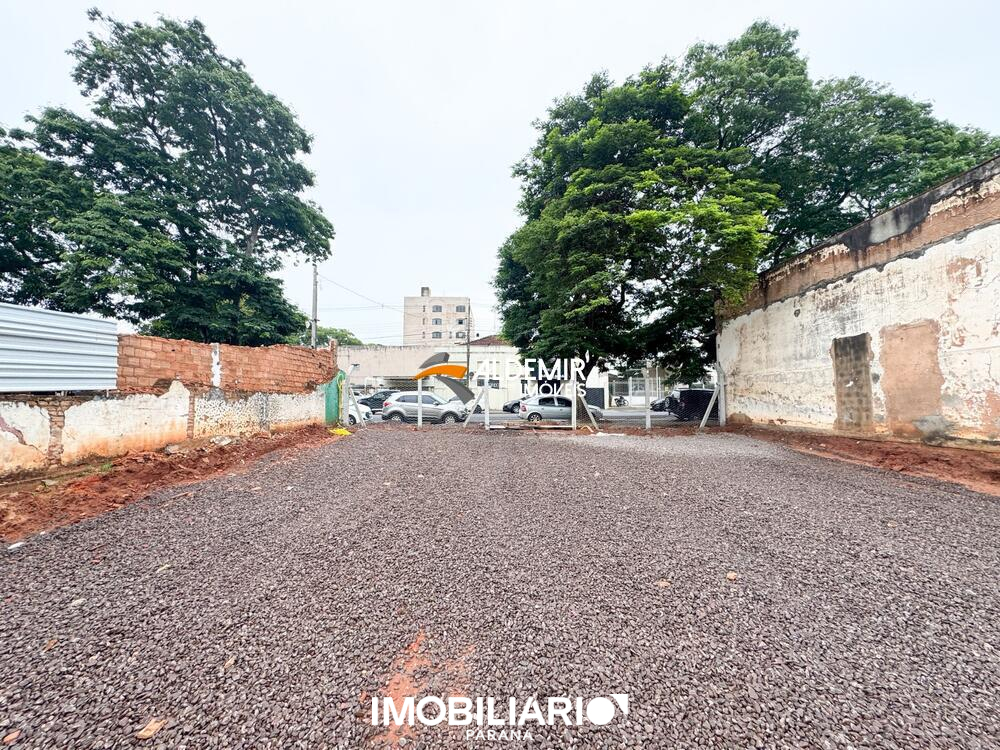 Terreno para  Venda em Umuarama pela Aldemir Imóveis