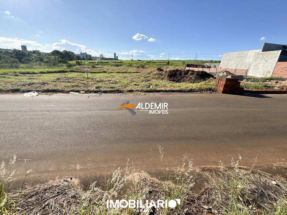 Terreno para  Venda em Umuarama pela Aldemir Imóveis
