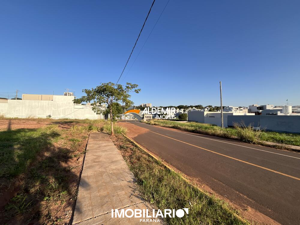 Terreno para  Venda em Umuarama pela Aldemir Imóveis