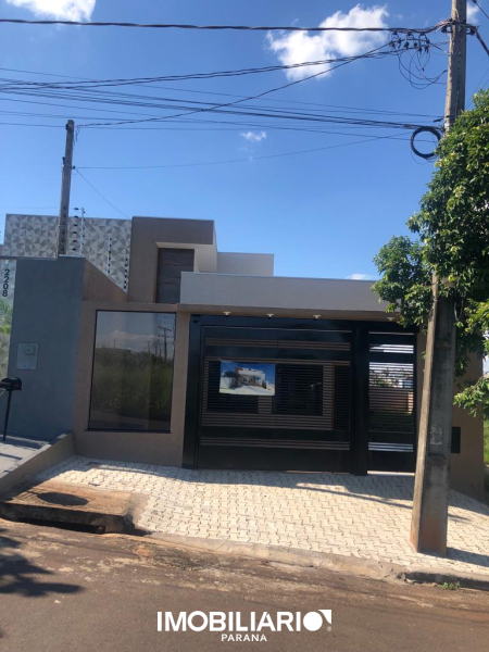 Residência para  Venda em Umuarama pela Elisia Neves