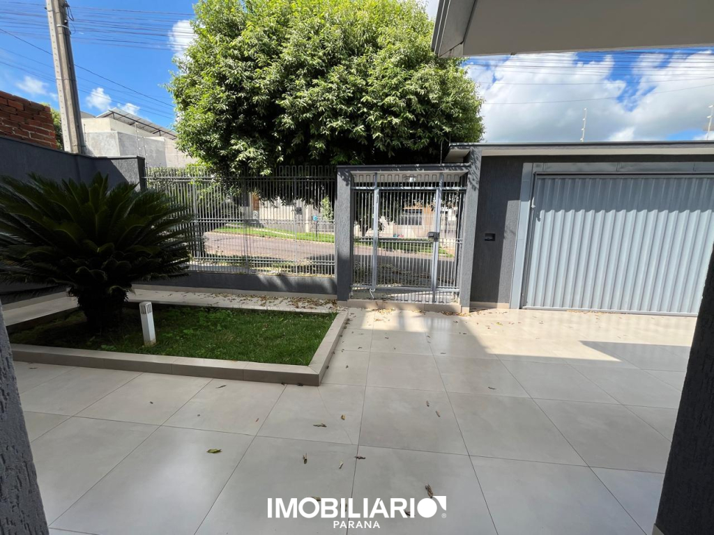 Residência para  Venda em Umuarama pela Elisia Neves