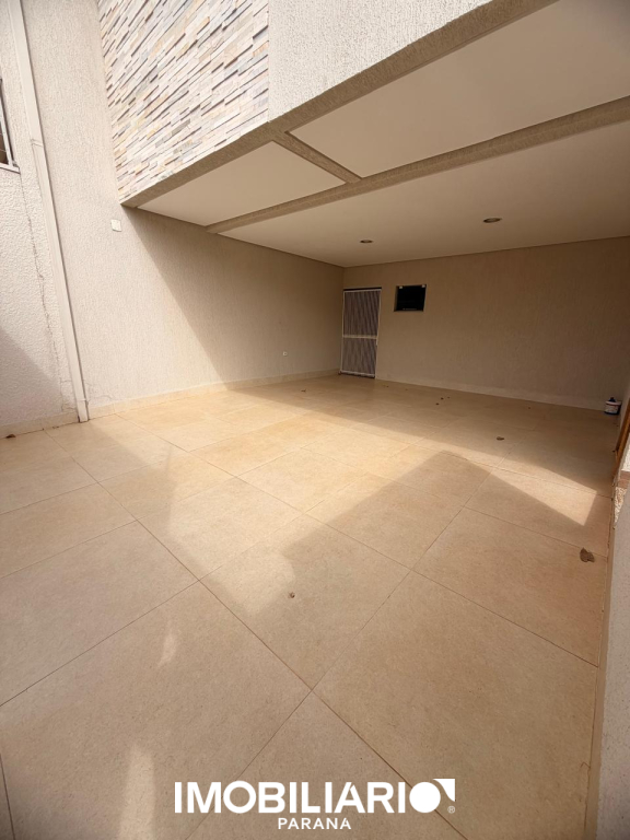 Residência para  Venda em Umuarama pela Caetano & Otávio