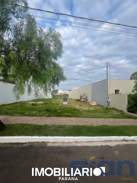 Terreno para  Venda em Umuarama pela Sian Imóveis