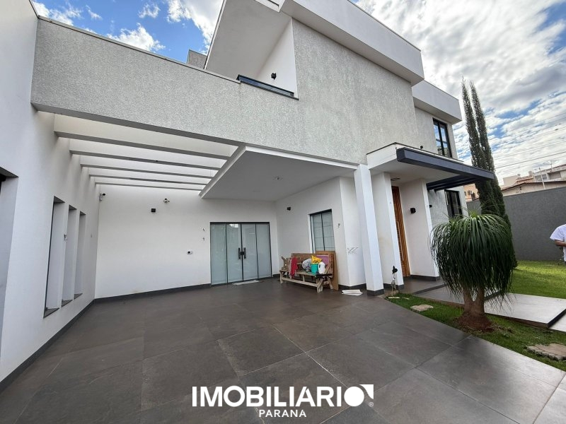 Residência para  Venda em Campo Mourão pela Monalisa Imóveis