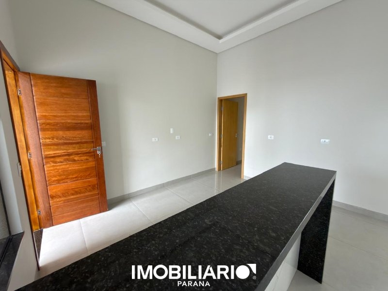 Residência para  Venda em Campo Mourão pela Monalisa Imóveis