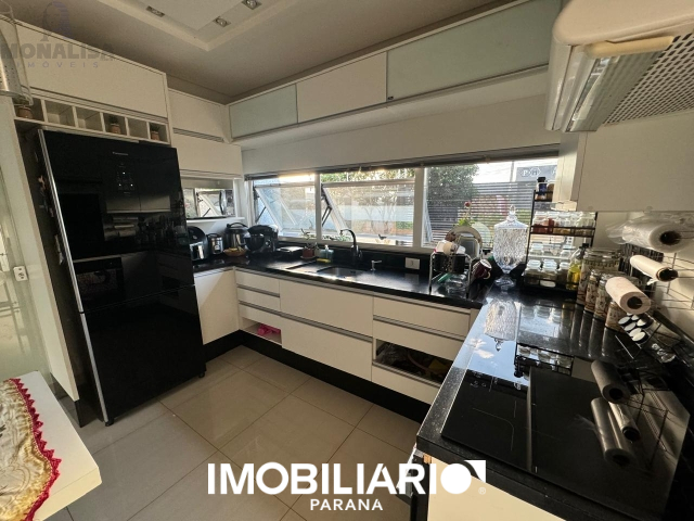 Residência para  Venda em Campo Mourão pela Monalisa Imóveis