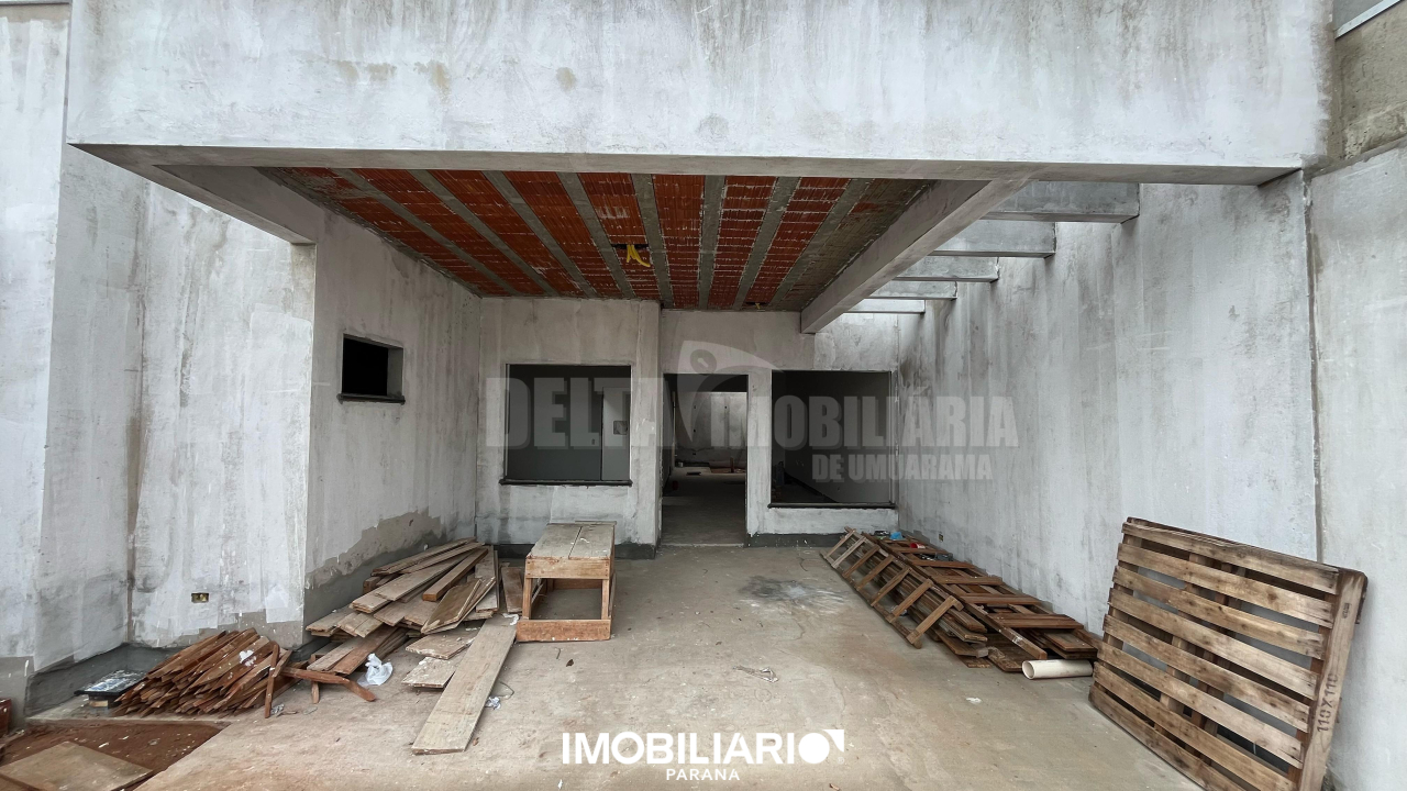 Residência para  Venda em Umuarama pela Delta