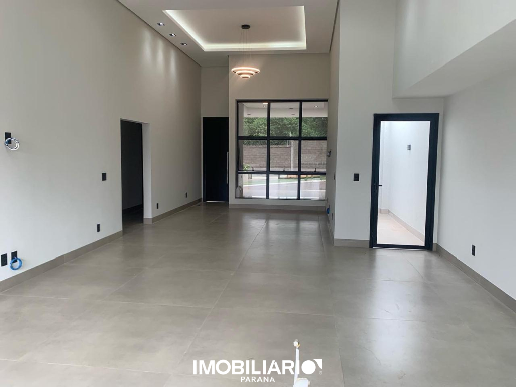 Residência para  Venda em Umuarama pela Bom Imóveis