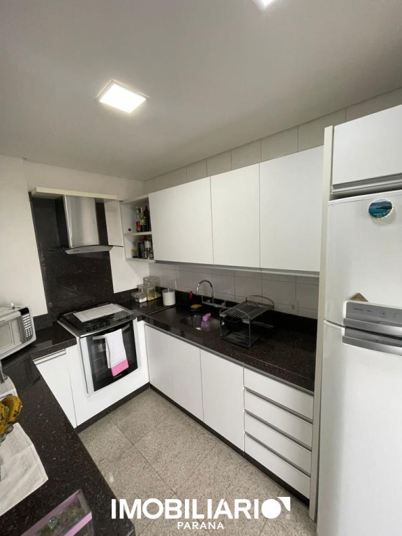 Apartamento para  Venda em Umuarama pela Bom Imóveis