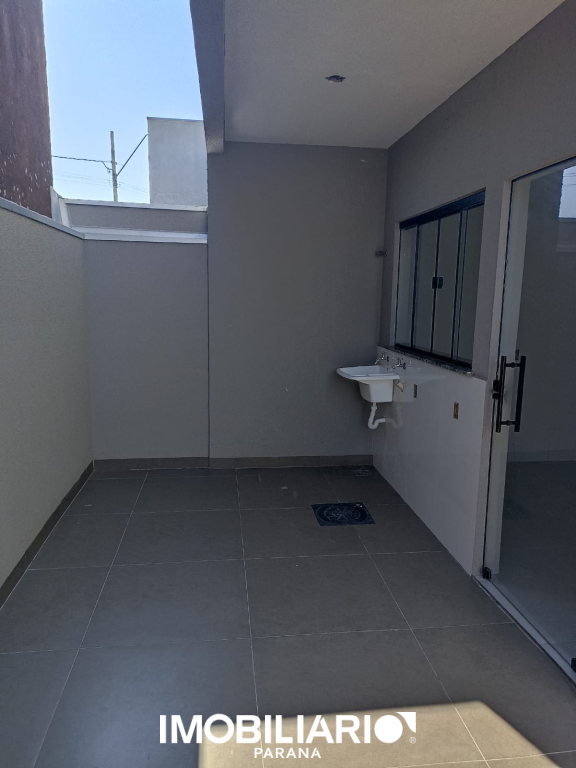 Residência para  Venda em Umuarama pela Bom Imóveis