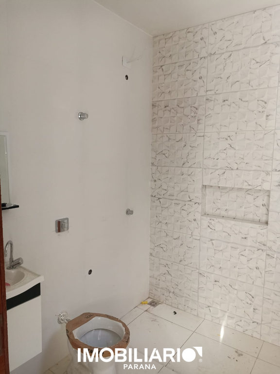 Residência para  Venda em Umuarama pela Bom Imóveis