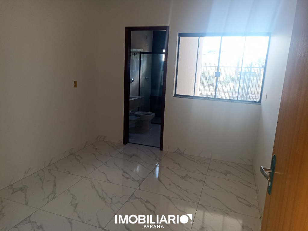 Residência para  Venda em Umuarama pela Bom Imóveis