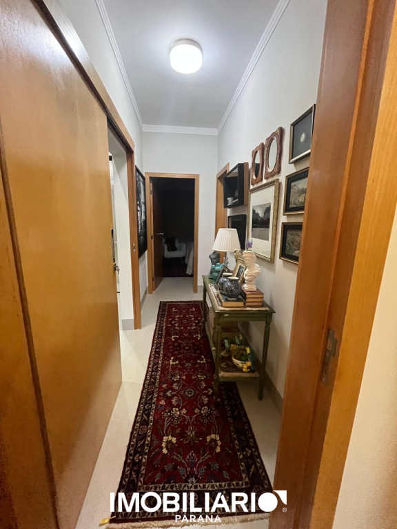 Residência para  Venda em Umuarama pela Elisia Neves