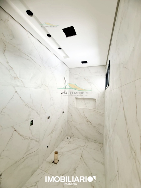 Residência para  Venda em Umuarama pela Paulo Mendes