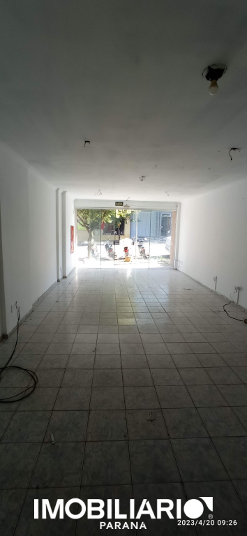 Sala Comercial para  Alugar em Umuarama pela Bom Imóveis