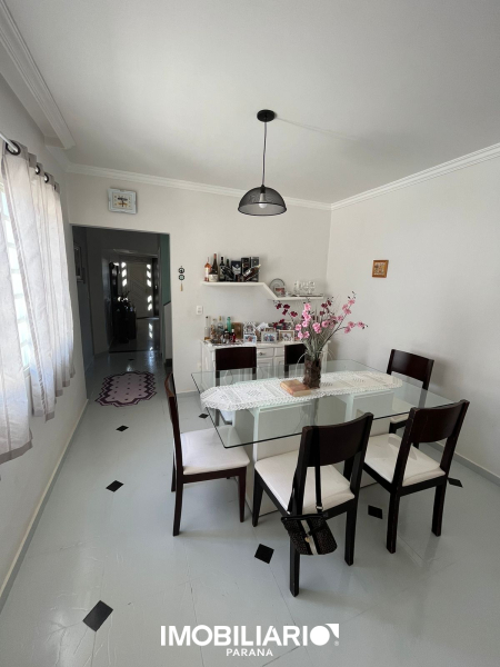 ÁREA GOURMET COM CHURRASQUEIRA